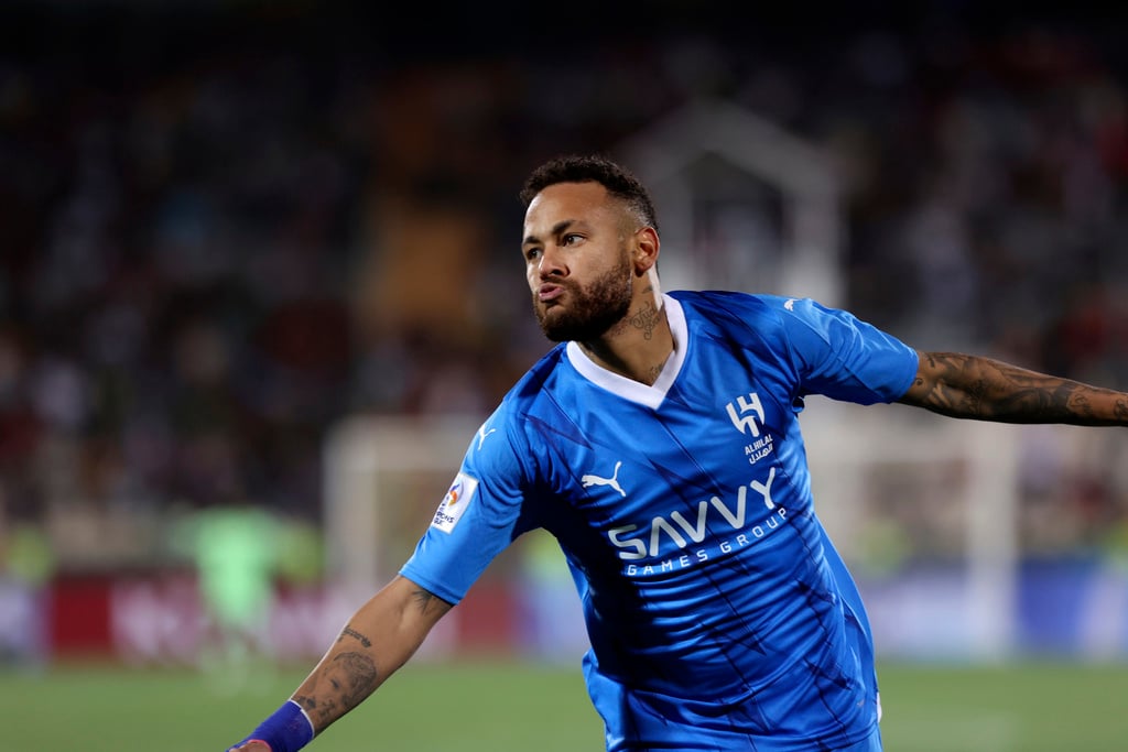 Soccer-Neymar on target as Al-Hilal secure Asian Champions League