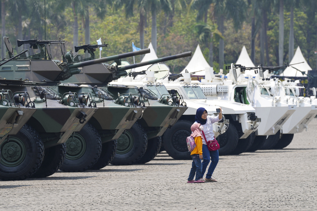 How Much Indonesian Rupiah Is One Dollar