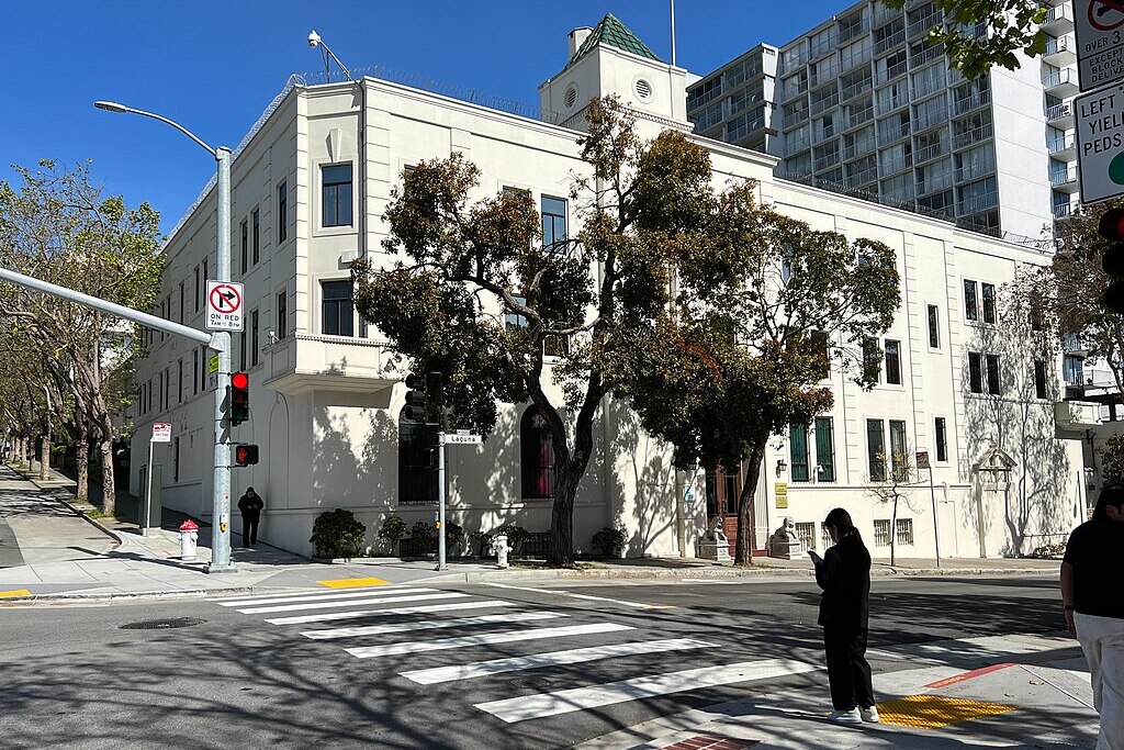parking near chinese consulate san francisco        <h3 class=
