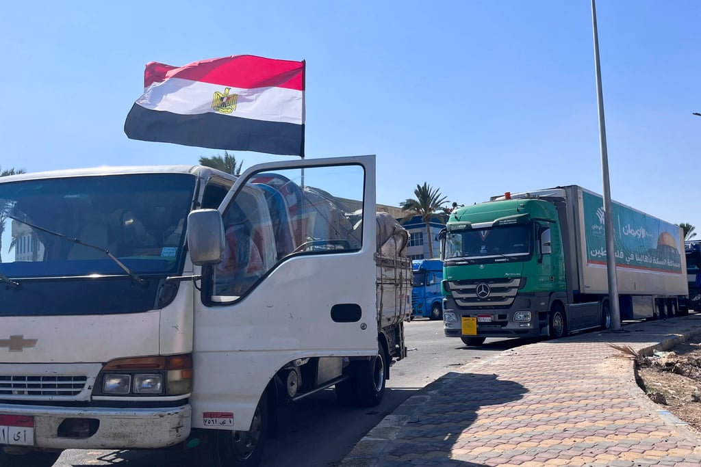 Trucks carrying aid for Gaza Strip arrive at Rafah crossing