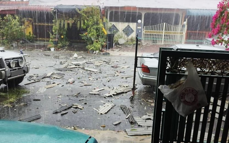 Storm blows off roofs in Ipoh suburb