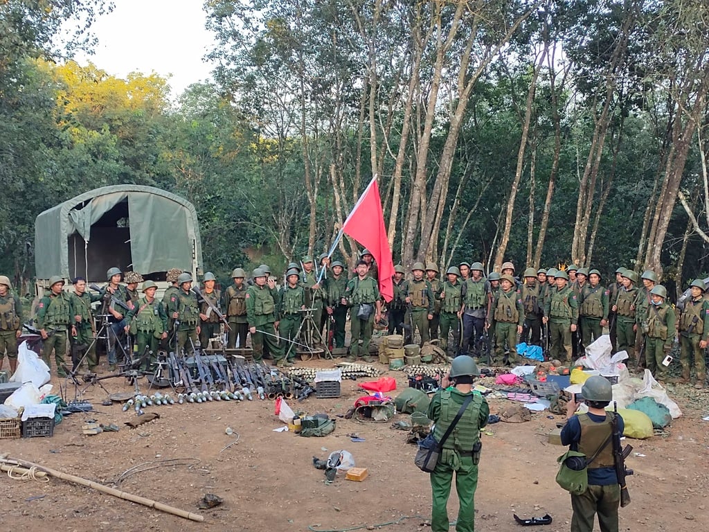 Myanmar ethnic groups seize more outposts in junta offensive