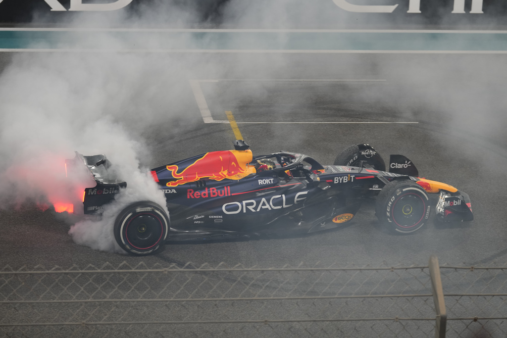 Verstappen wraps up the season with 19th win in 22 races