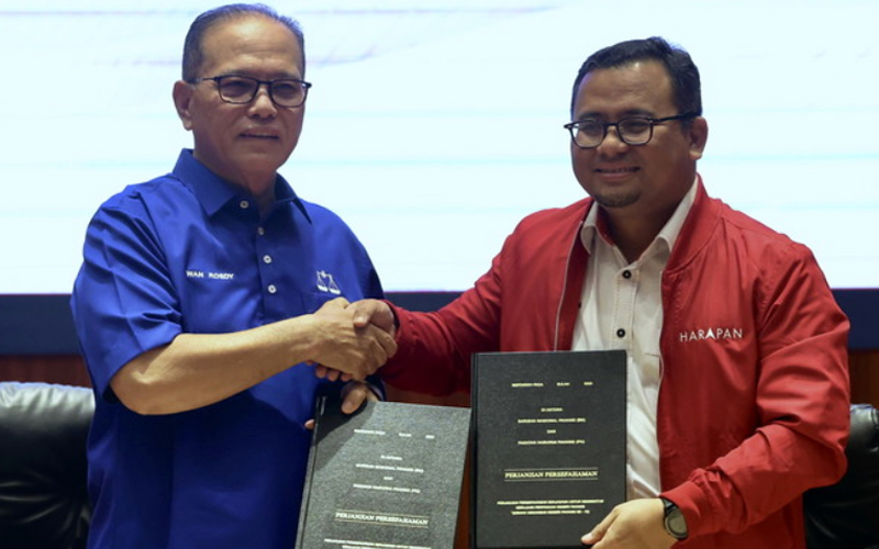 Pahang BN, PH seal alliance with formal agreement