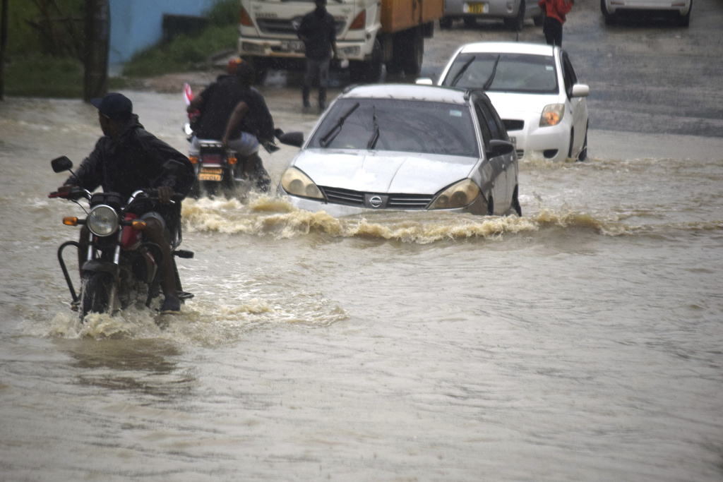 15 Killed As Flooding Hits Kenya