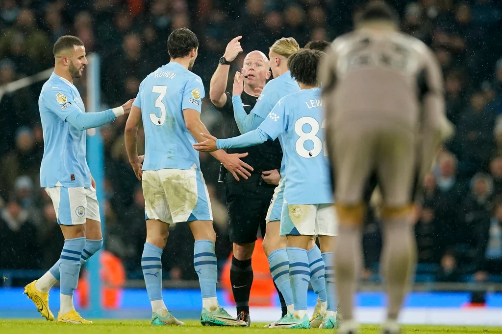 man-city-fined-120-000-over-player-conduct-in-spurs-draw-fmt