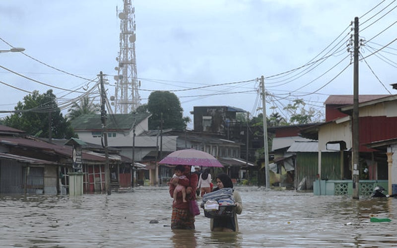 TNB shuts down electricity substations in Rantau Panjang due to floods