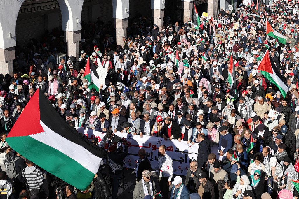 Thousands march in Rabat demanding end to Morocco-Israel ties