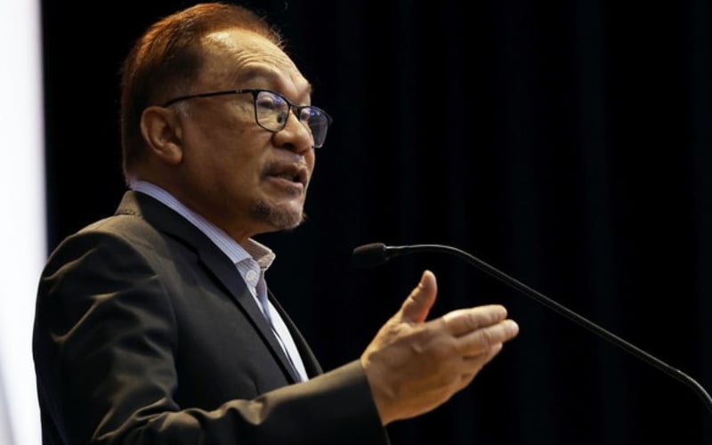 What happened to RM3mil for UMS water supply, asks Anwar