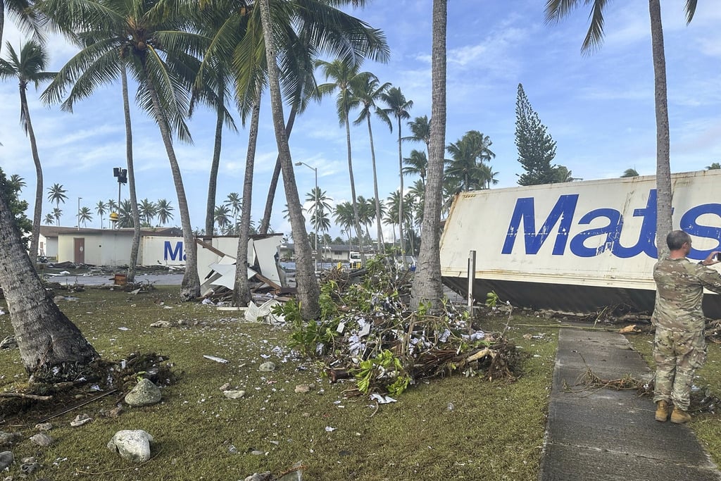 Giant Waves Flood Key Us Military Base On Marshall Islands Fmt