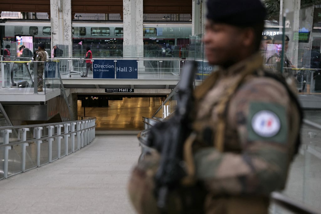 巴黎主要火车站发生持刀袭击事件 3人受伤