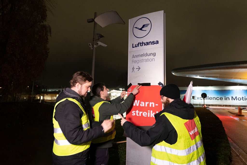 German union calls for Lufthansa ground staff strike