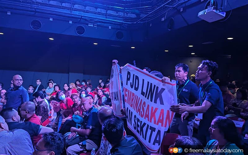 Residents’ association protests PJD Link at forum attended by Selangor MB