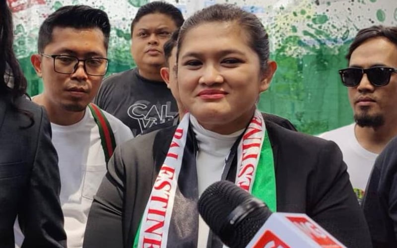 Lawyer dismisses Azam’s ‘ridiculous’ claim Ratu Naga wasn’t arrested