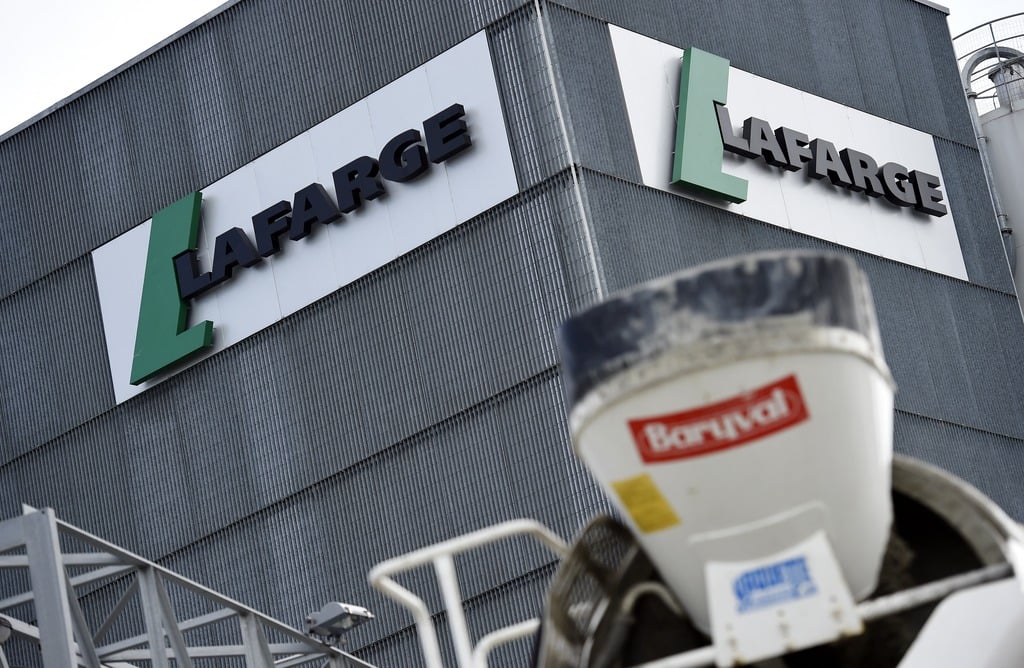 French prosecutors seek trial for Lafarge over terror financing