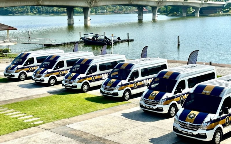 MACC gets 17 high-tech vehicles to transport suspects