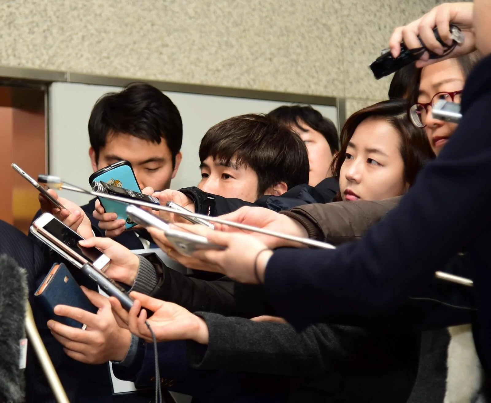 S Korean Official Resigns After Controversial Knife Attack Comment Fmt