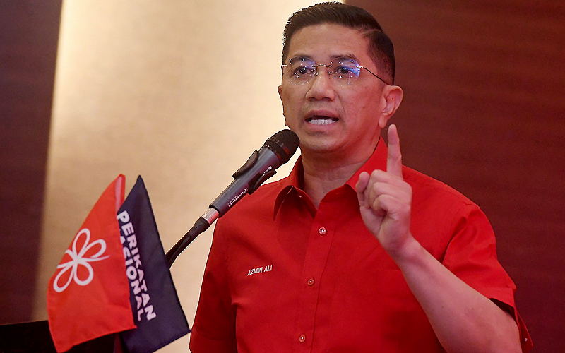 Azmin denies 5 more Bersatu reps to back Selangor MB | FMT