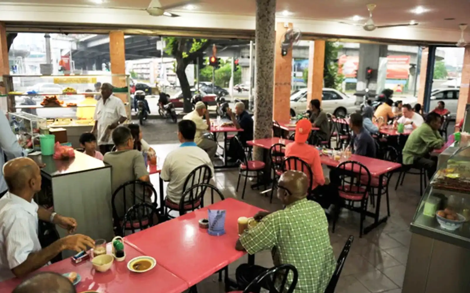 3a249a51 kedai mamak bernama 240424 1