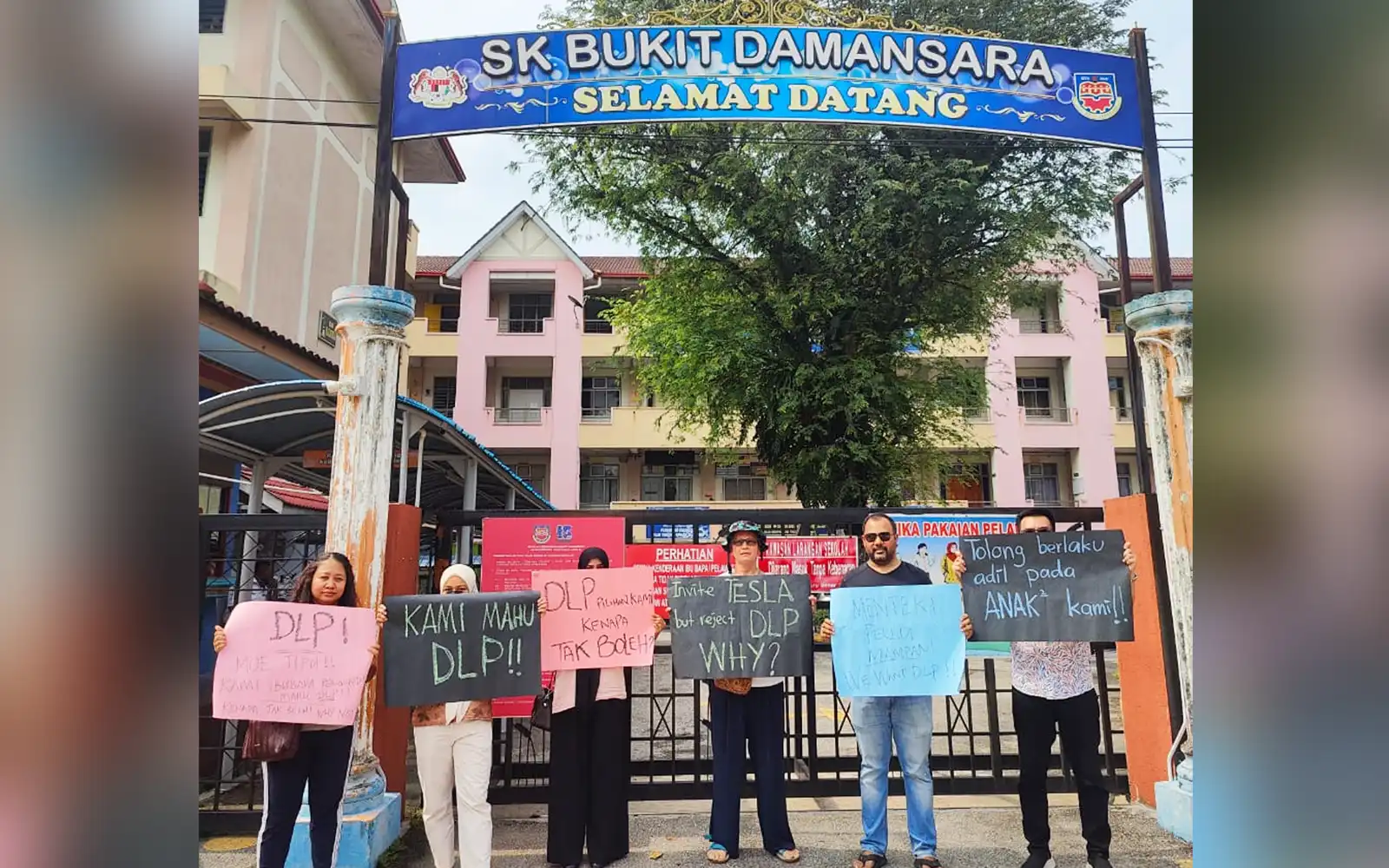 Parents protest scaling back of DLP at KL school