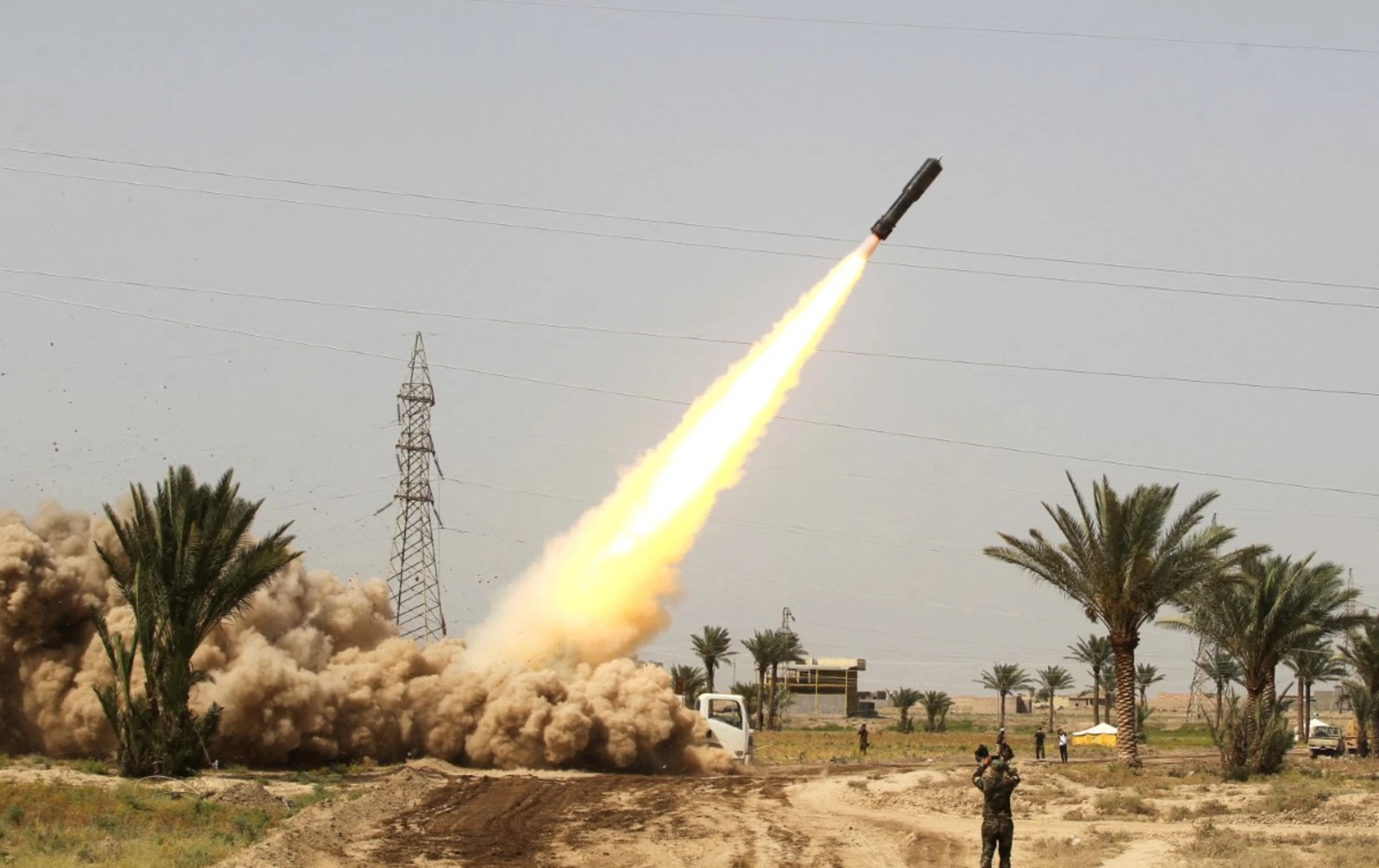 5 rockets fired from Iraq towards US military base in Syria