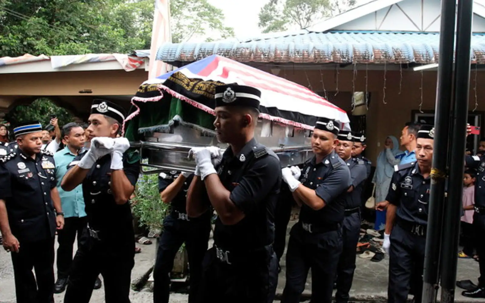 Perak sumbang RM5,000 kepada keluarga mangsa serangan balai polis