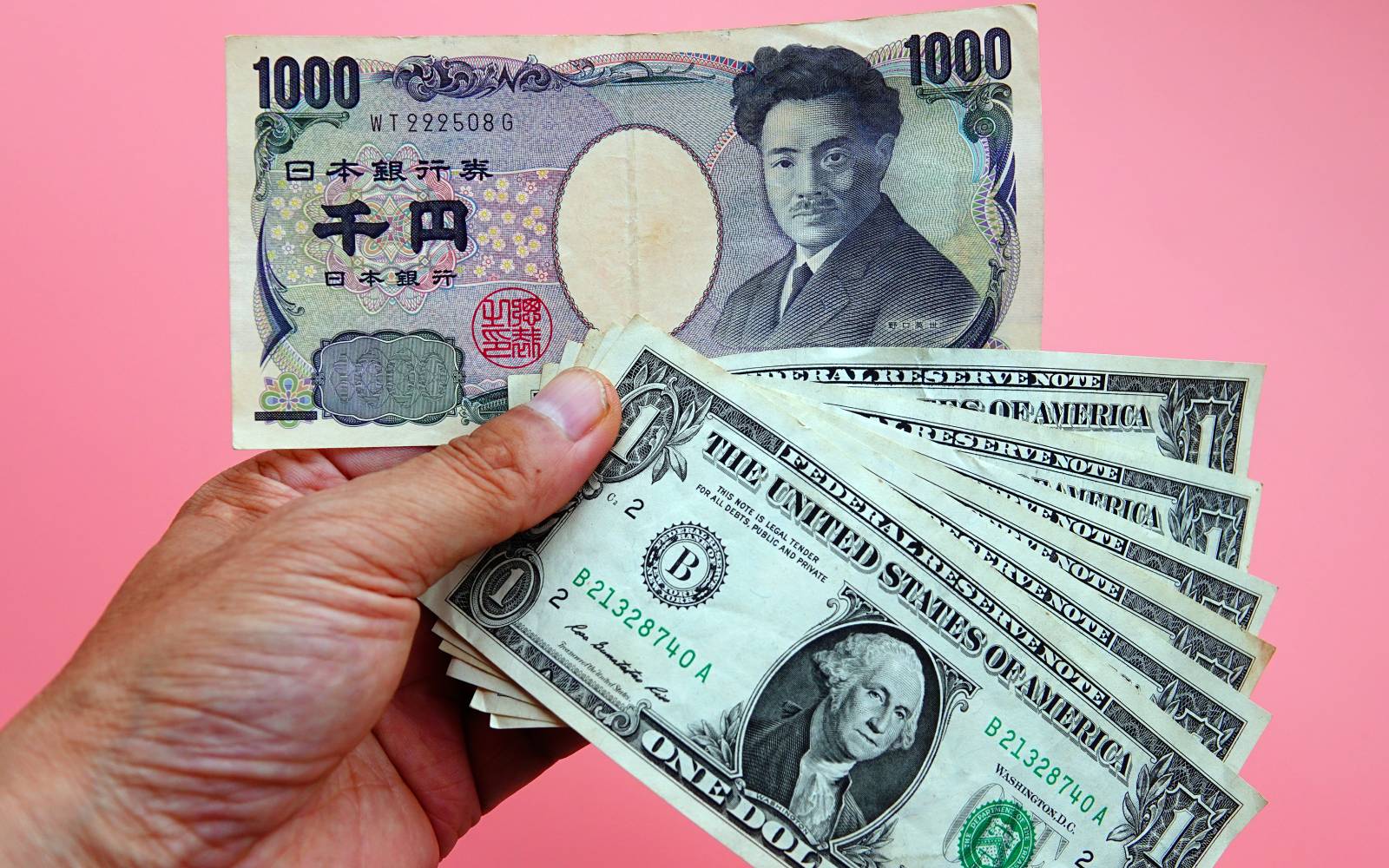 Yen Drops As Bank Of Japan Maintains Key Interest Rate FMT Yen Drops As Bank Of Japan Maintains Key Interest Rate FMT