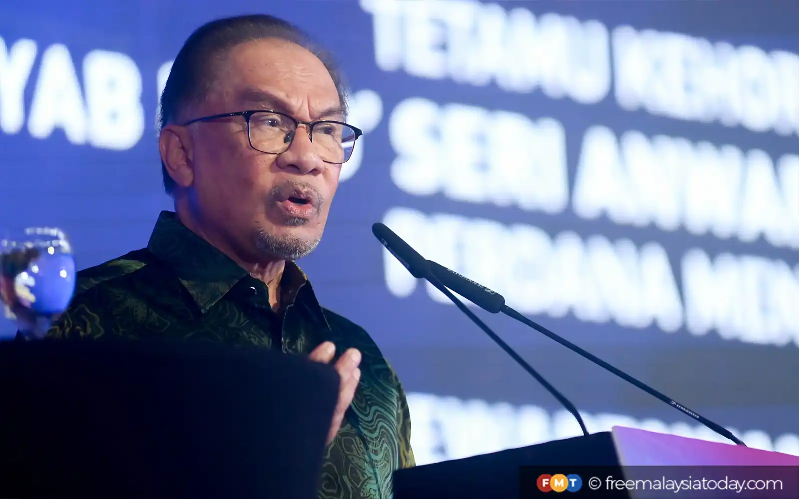 Pelarasan subsidi bukan untuk naikkan elaun menteri, tegas Anwar