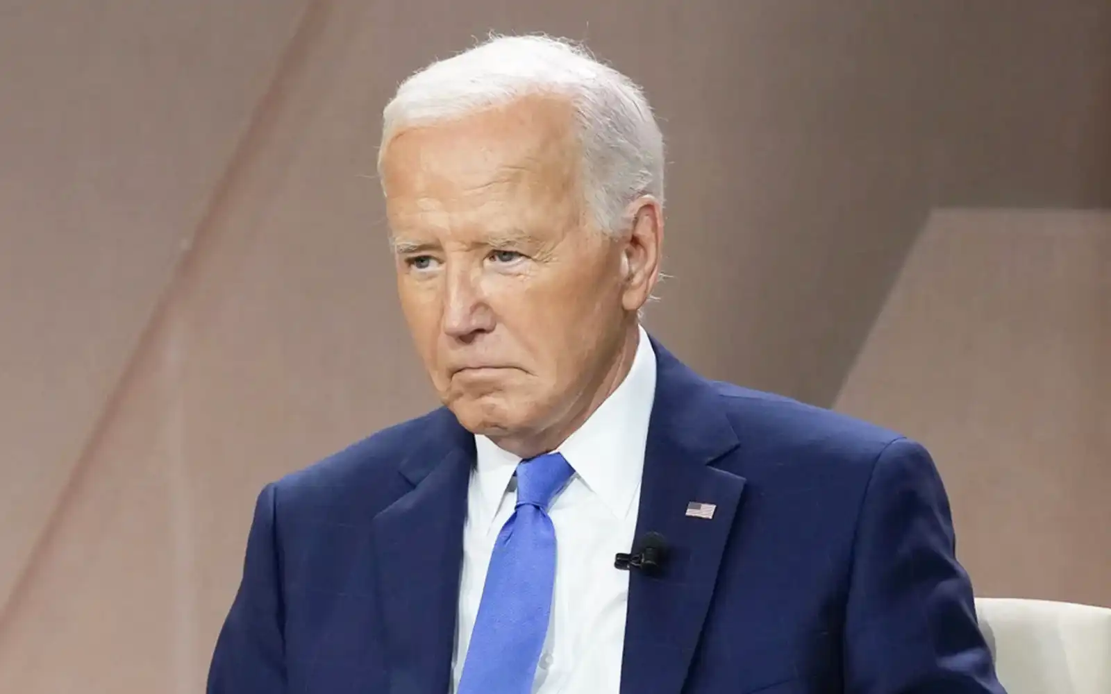 Biden thinking of dropping out of race, says source