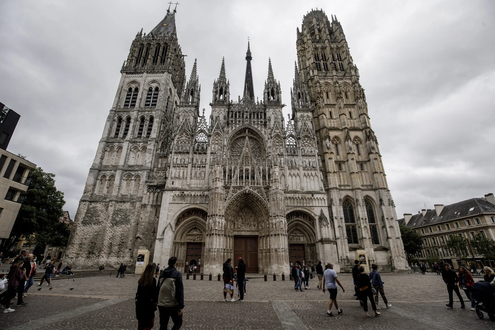 Fire at France's Rouen cathedral extinguished | FMT