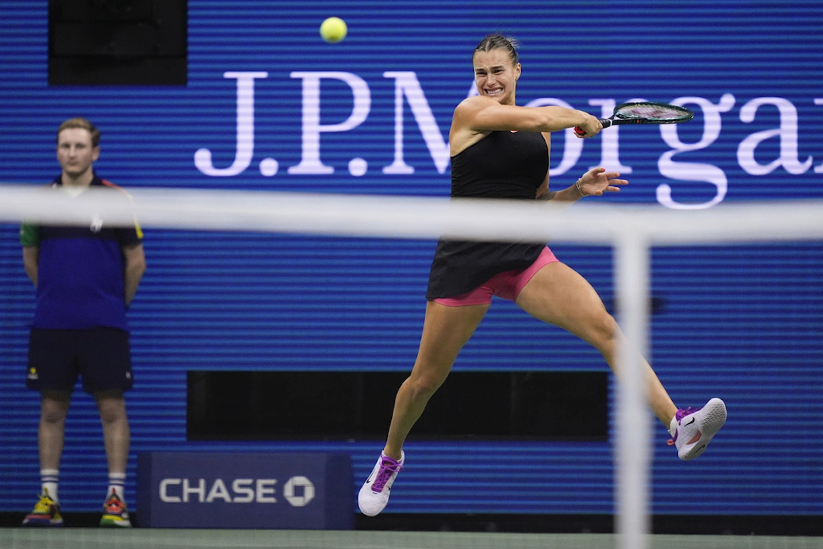 Sabalenka beats Navarro to reach 2nd successive US Open final