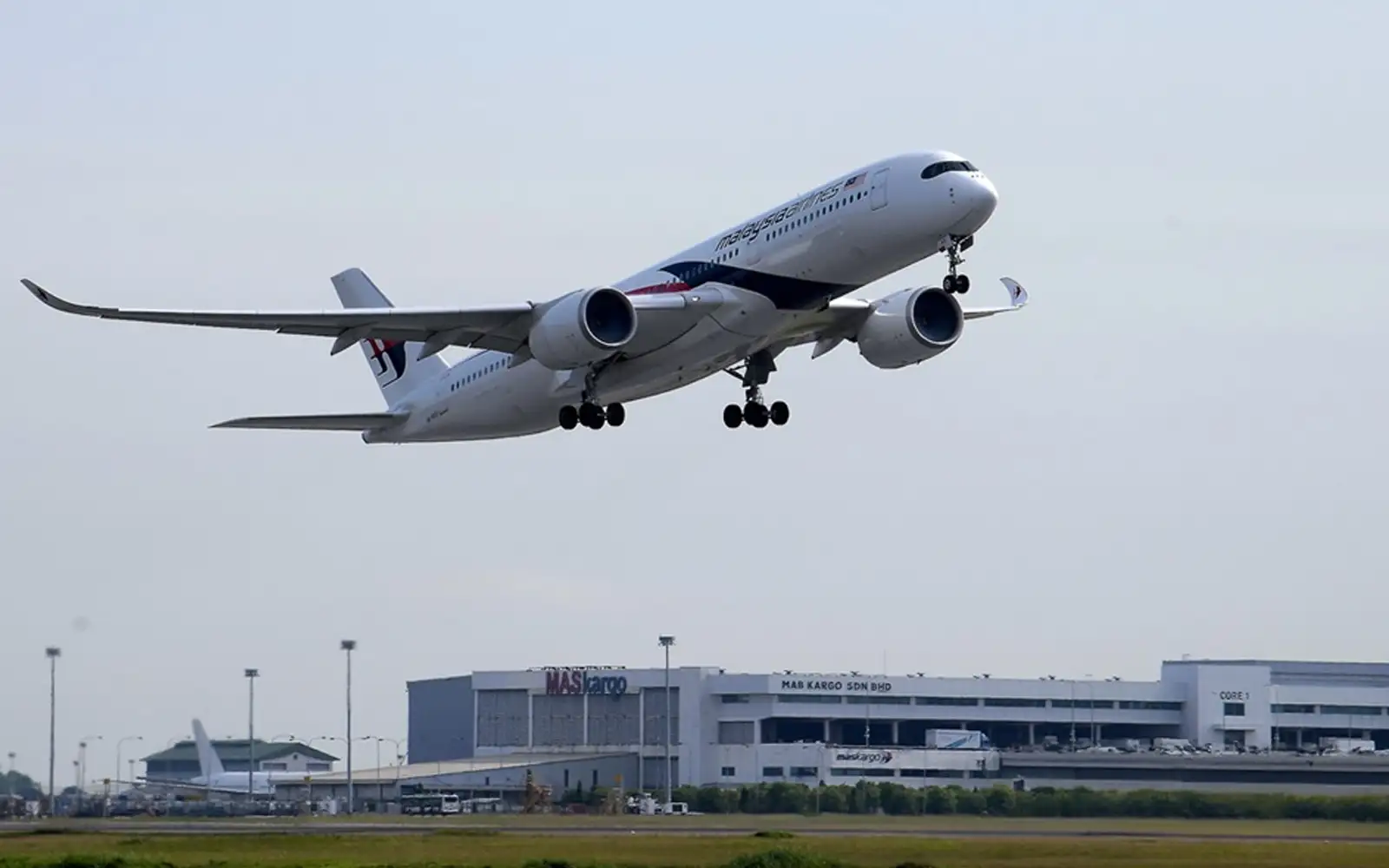 Malaysia Airlines’ operations at breaking point, says aviation expert