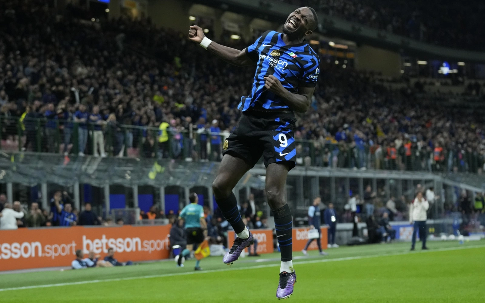 Thuram treble fires Inter past Torino and up to second