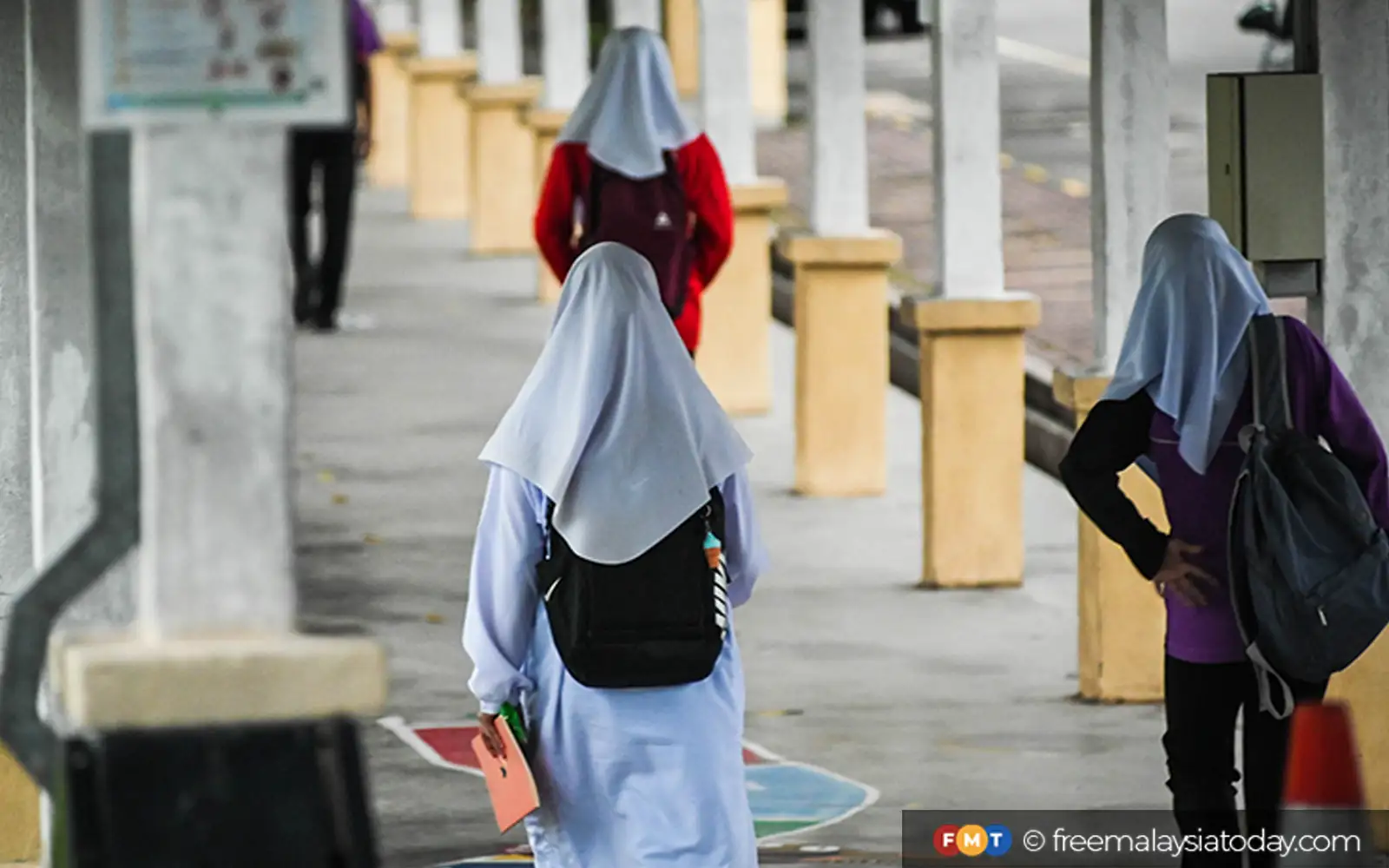 pelajar sekolah menengah