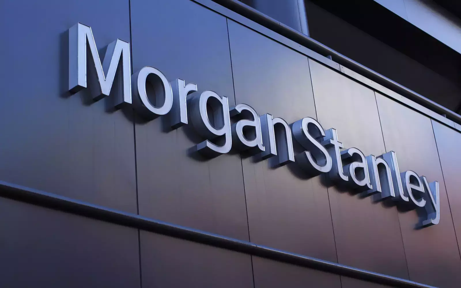 Morgan Stanley’s profit beats estimates on investment banking windfall