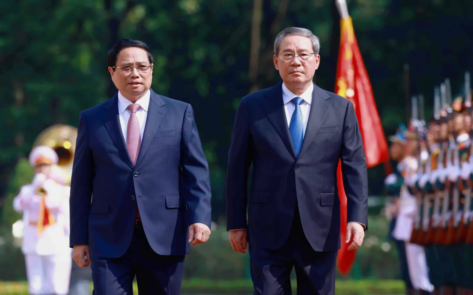 Vietnam, China to boost economic, defence co-operation