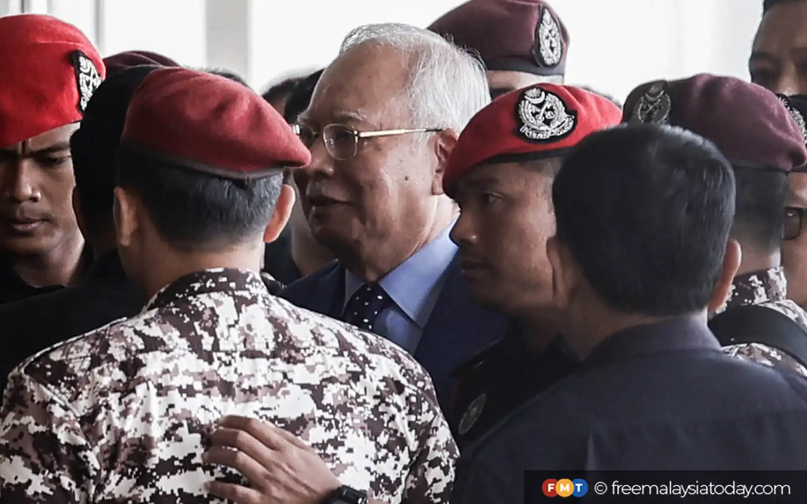 Court Orders Najib To Enter Defence In 1MDB Case | FMT