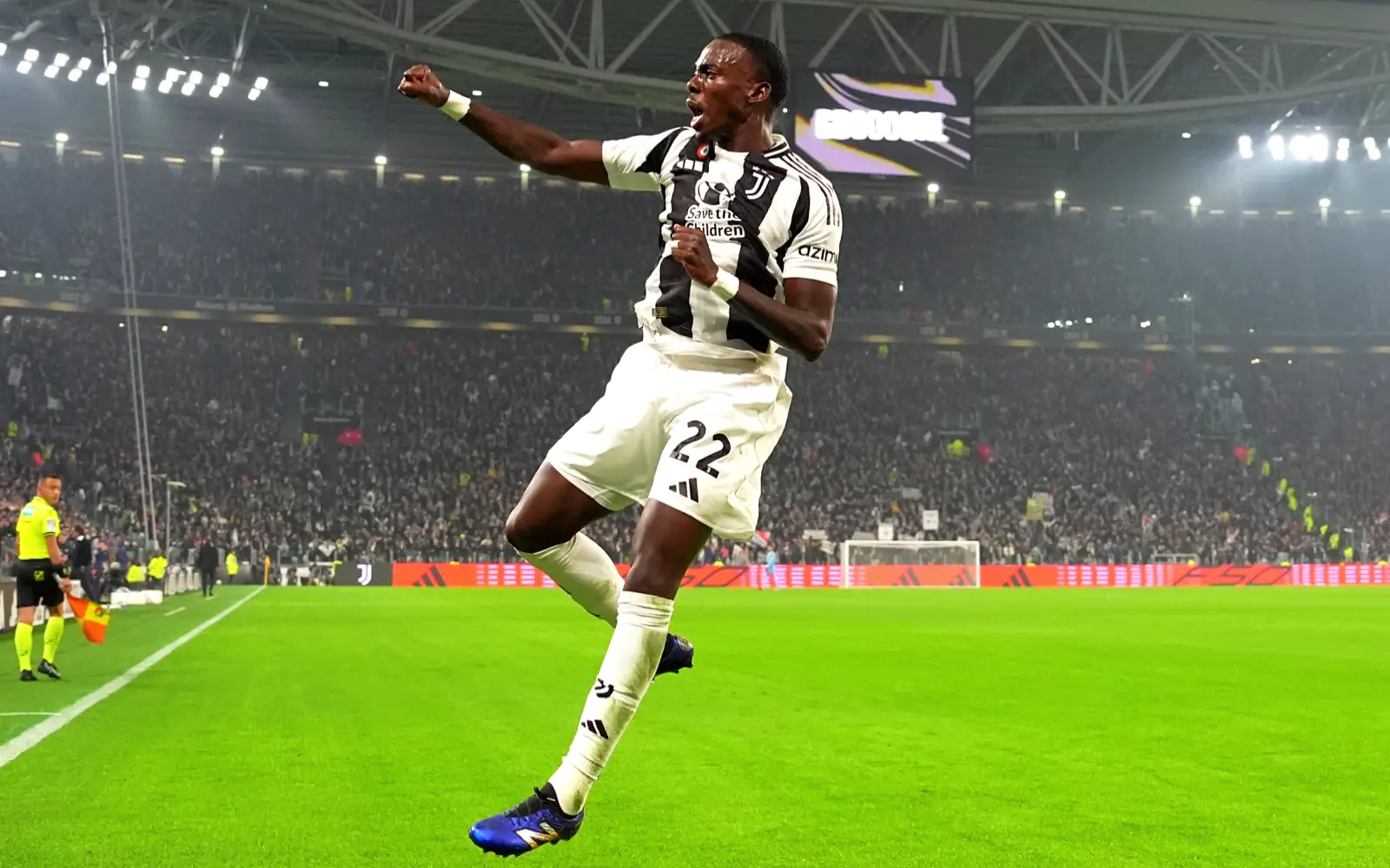 Juventus win derby to move into top three, AC Milan held in thriller