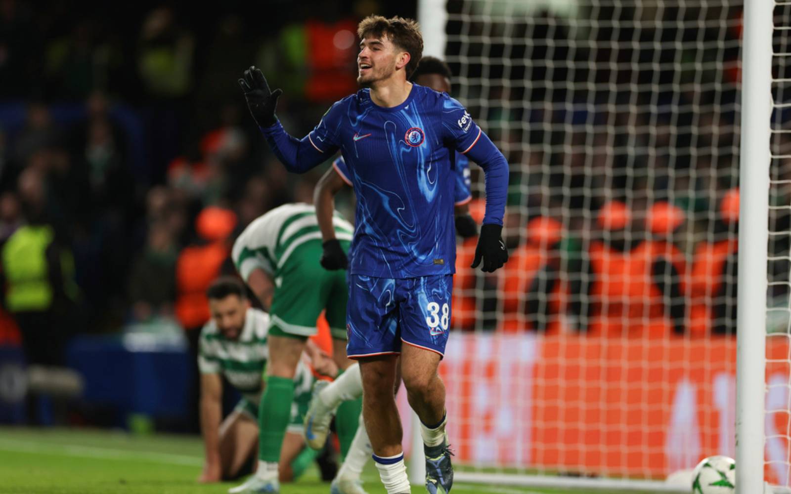 Chelsea’s teen striker Guiu fires hattrick in 5-1 win over Shamrock Rovers