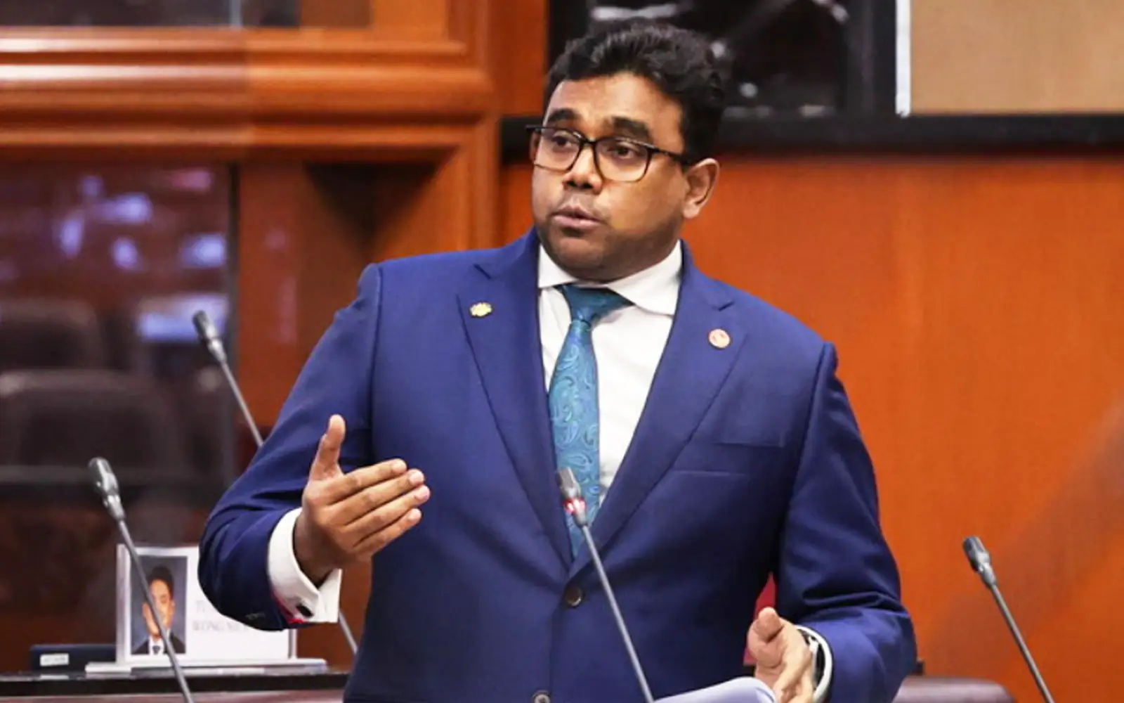 Senator saran contohi Singapura kawal caj rawatan