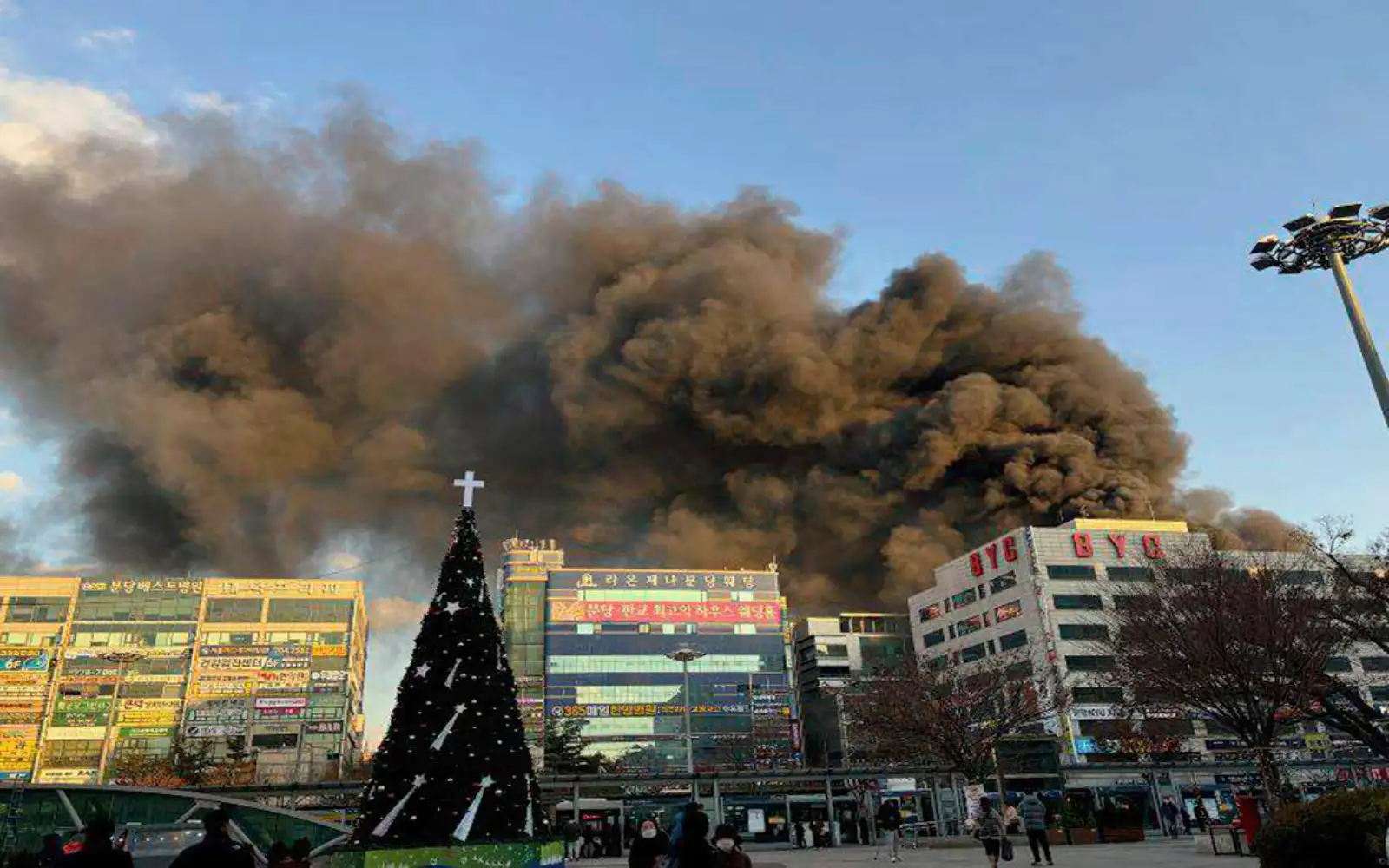 Dozens rescued from burning building in South Korea