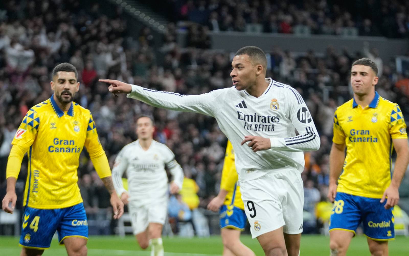 Mbappe shines as Real Madrid thrash Las Palmas to claim La Liga lead