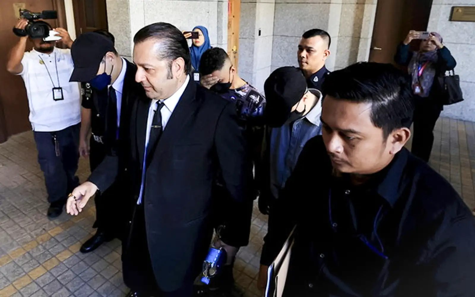 3 claim trial to possessing child porn, sexual grooming | FMT