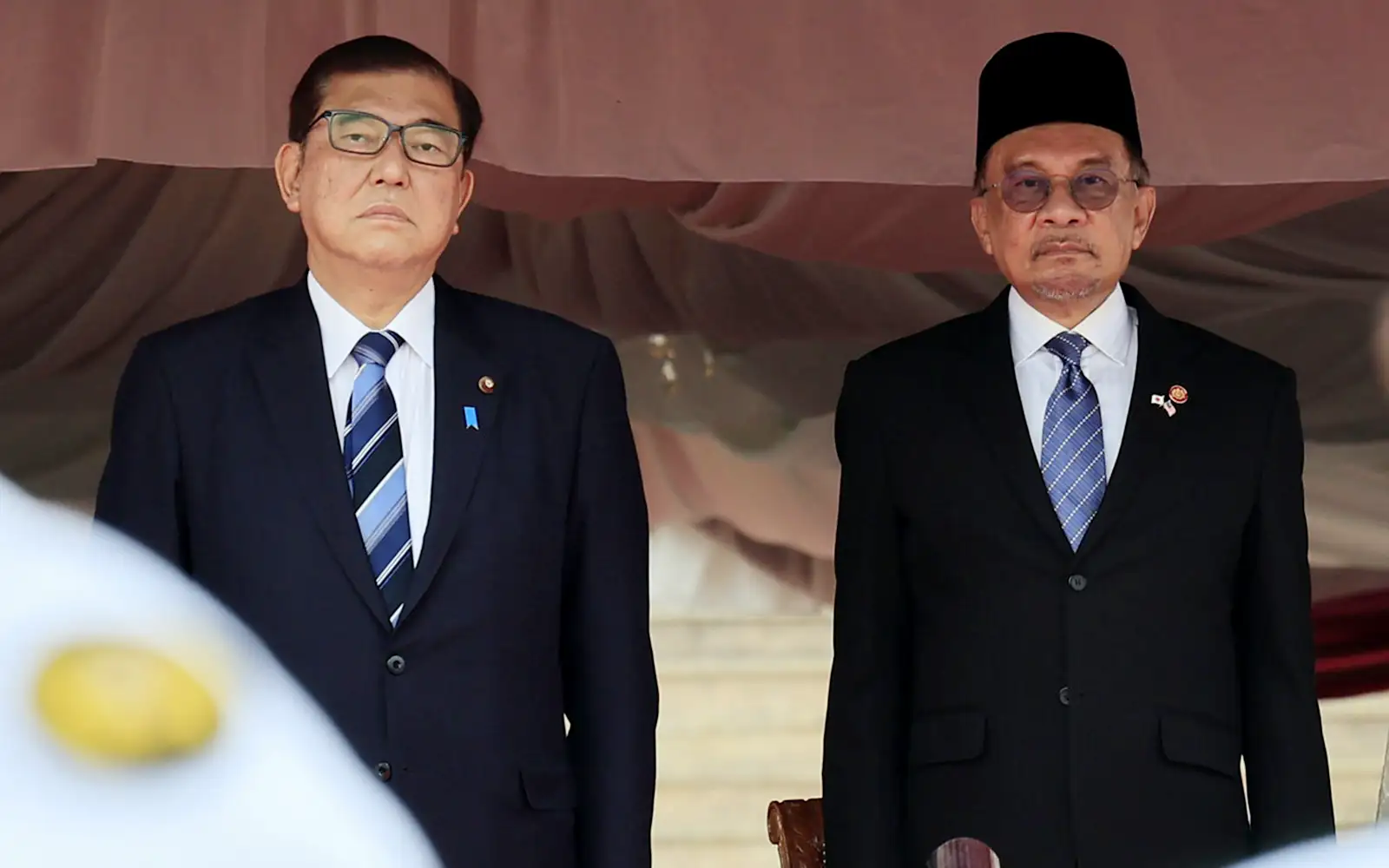 Shigeru Ishiba n anwar ibrahim