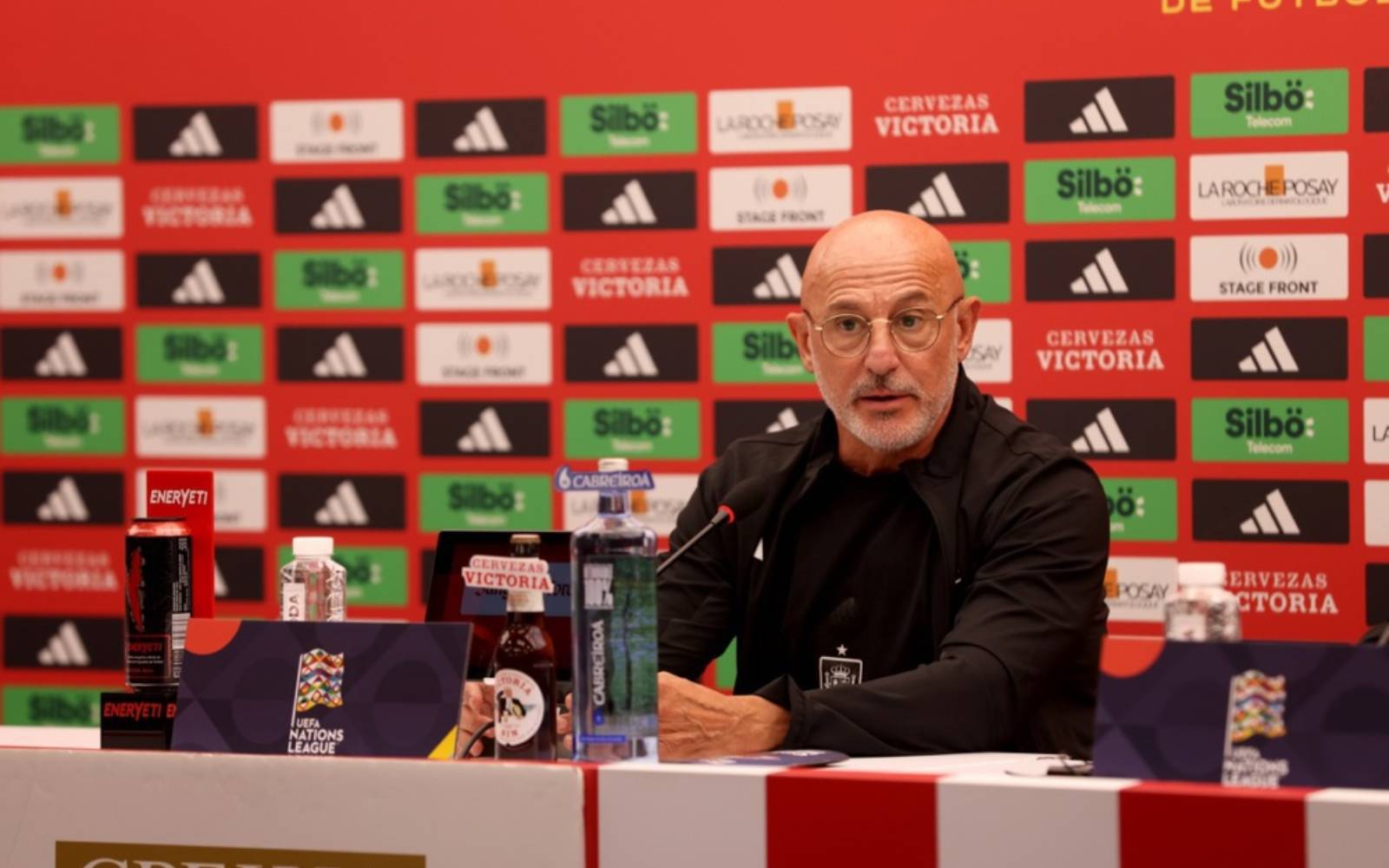 Spain coach De la Fuente extends deal to 2028