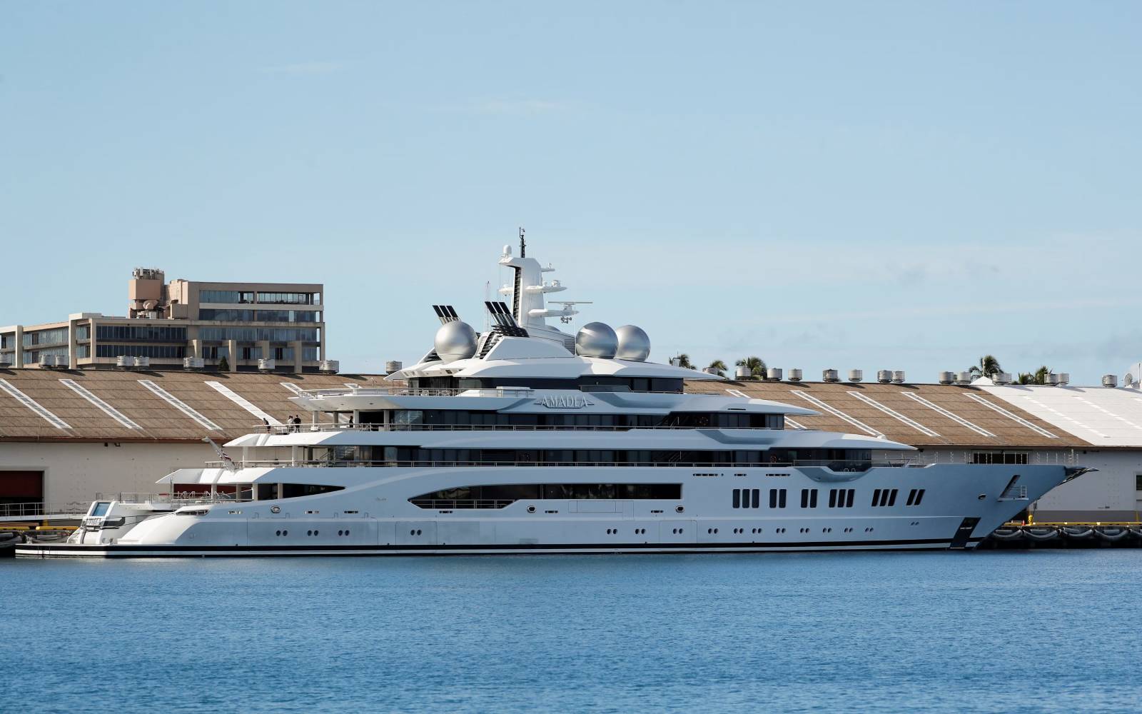 Russian oligarch’s superyacht could be auctioned in US