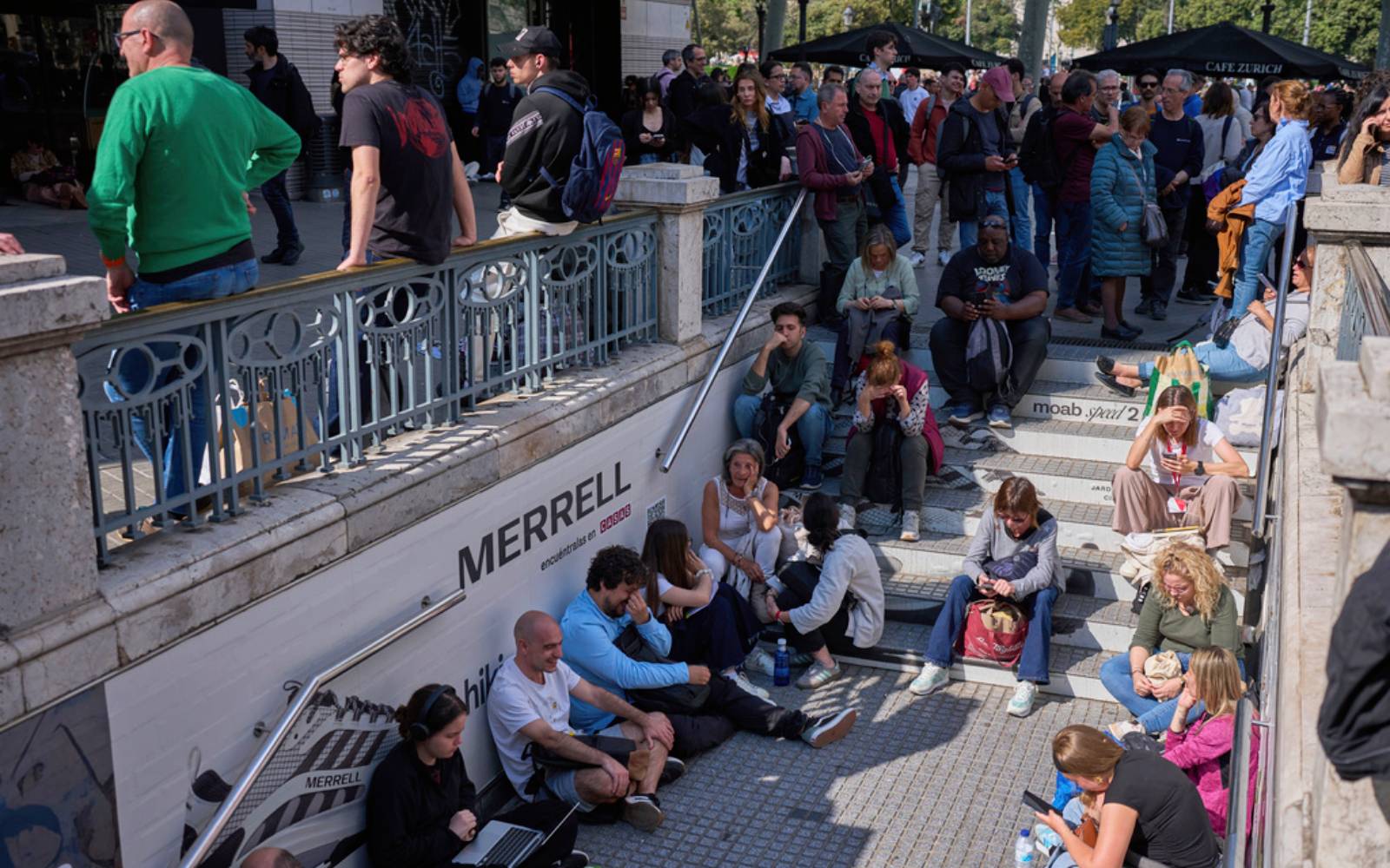 Massive blackout hits Spain and Portugal