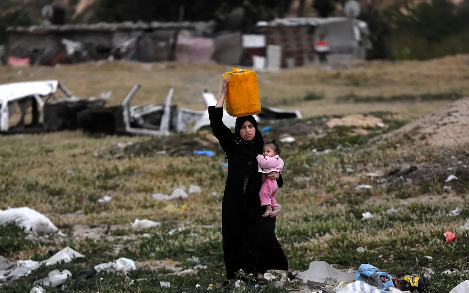 Dire water shortages compound hunger and displacement in Gaza