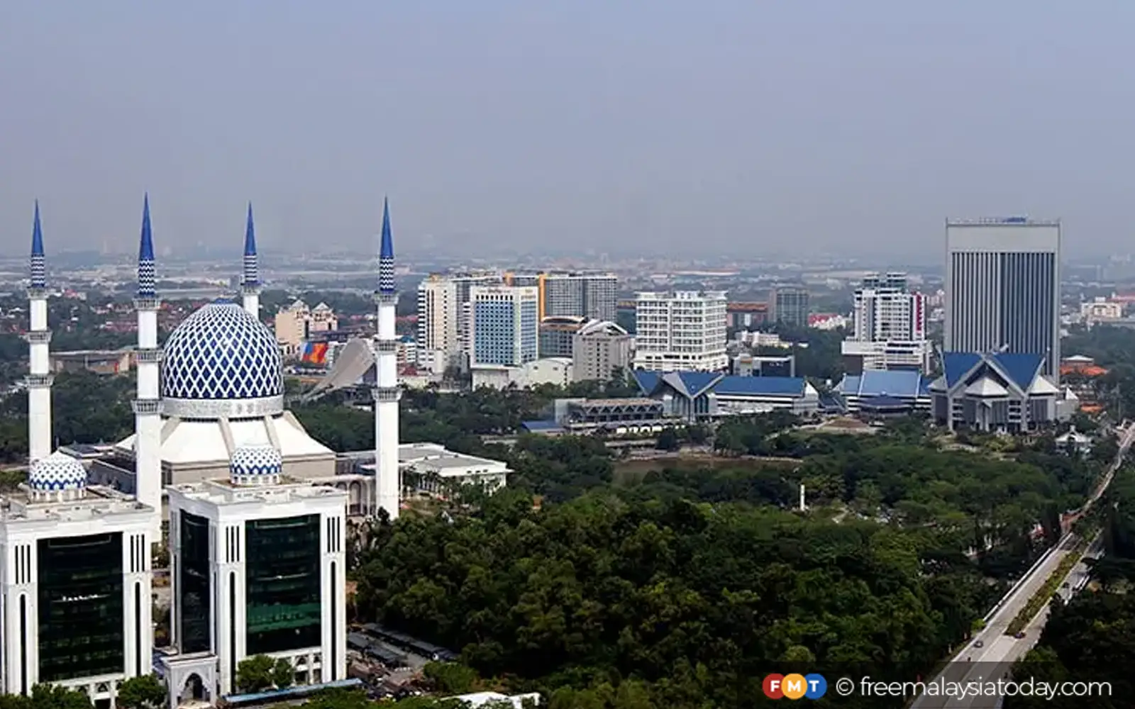 shah alam skyline