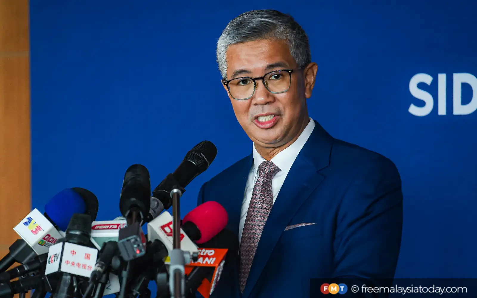 Malaysia to buy 30 more Boeing planes as part of tariff deal